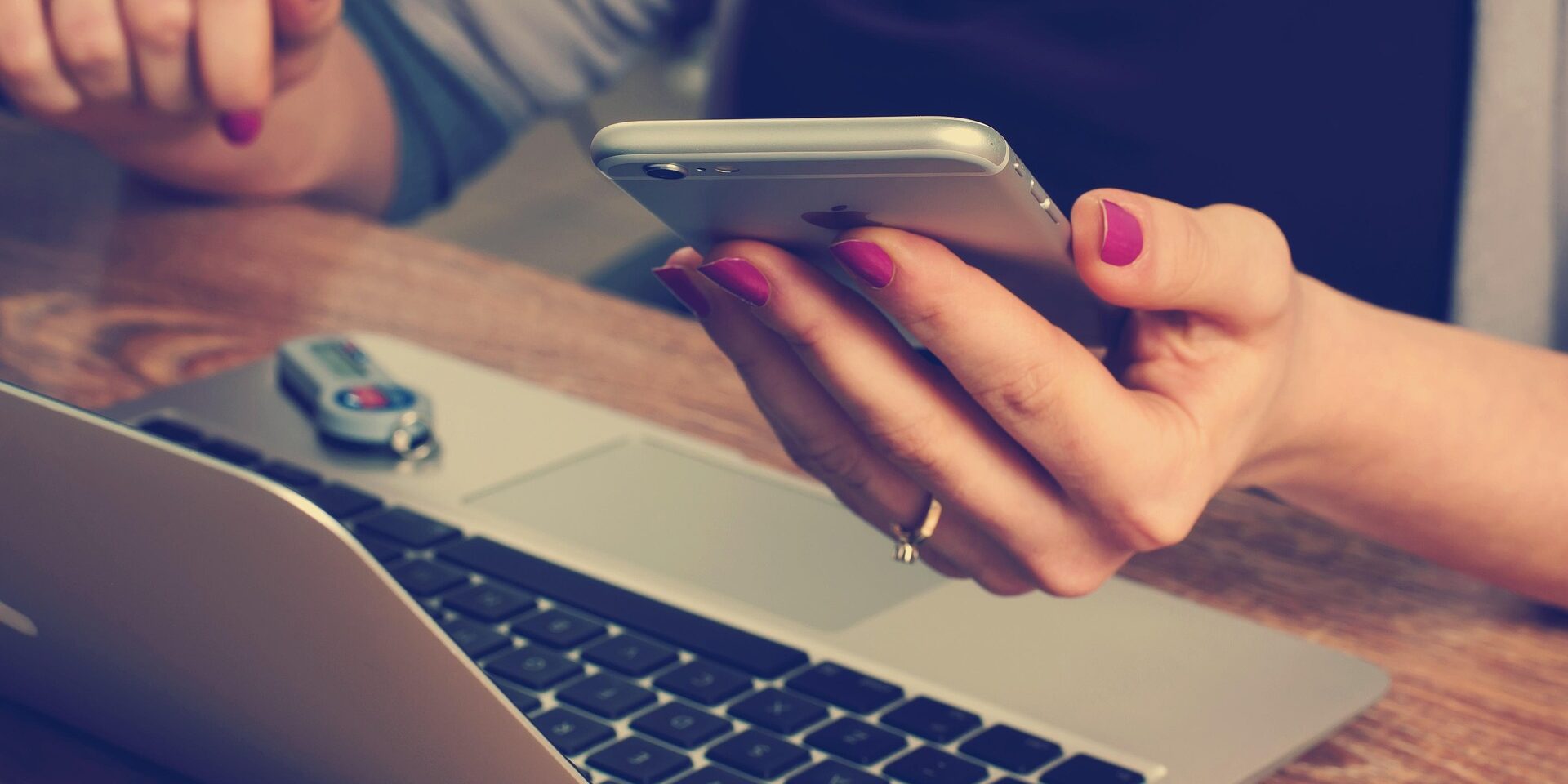 Mindful met je telefoon om gaan Mindful met je telefoon omgaan