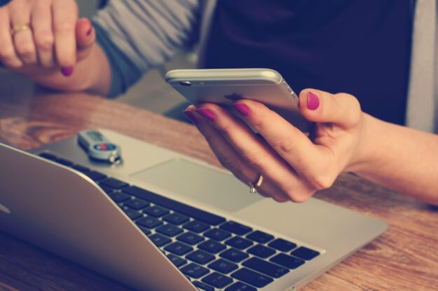 Mindful met je telefoon om gaan Mindful met je telefoon omgaan